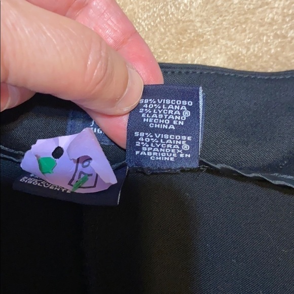 Jones New York Signature wool blend Capri - Picture 8 of 9